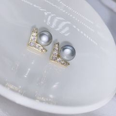 Bông Tai Ngọc trai Kim Bạc Ý s925 Dáng V Đính Đá Quý Cao Cấp Unisex Nam Nữ MADAME HIEN PEARLS BTN115