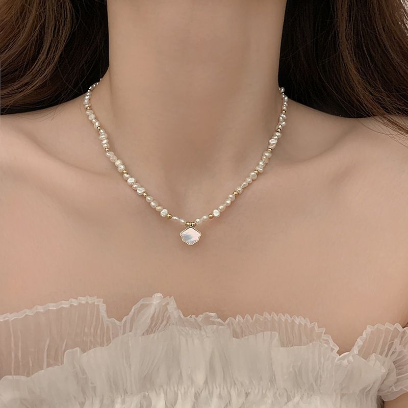 Vòng Cổ Ngọc Trai Hạt Baroque Phối Điểm Hạt Kim Loại Mặt Vỏ Sò Tươi Tắn Fritillaria Cloud MADAME HIEN PEARLS CB030