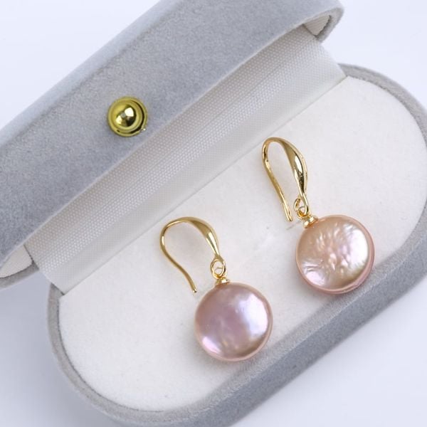 Bông Tai Móc Câu Mặt Viên Ngọc Trai Baroque Tự Nhiên Hình Đồng Xu Tím MADAME HIEN PEARLS Cho Nữ BTB129