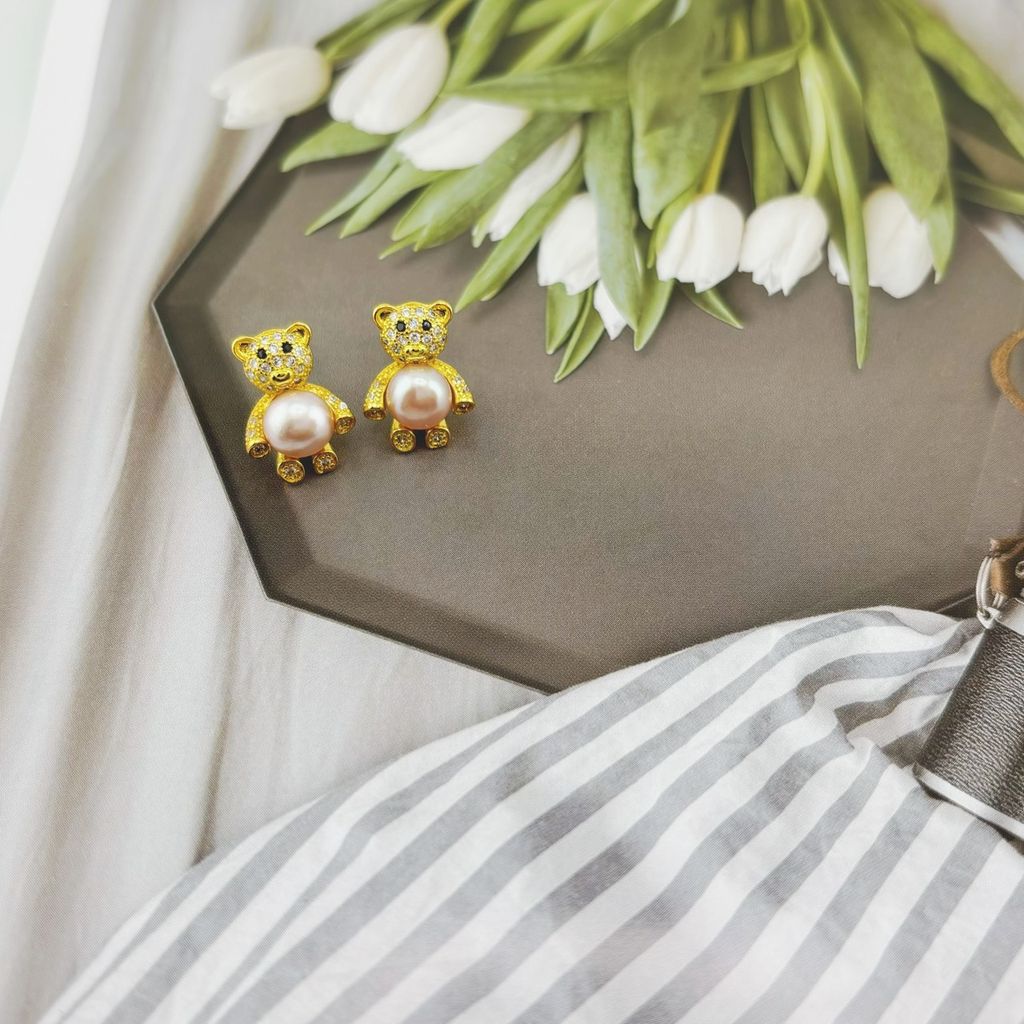 Bông Tai Ngọc Trai Tự Nhiên Dáng Gấu Pooh Nhỏ Thời Trang Dễ Thương MADAME HIEN PEARLS BTN100