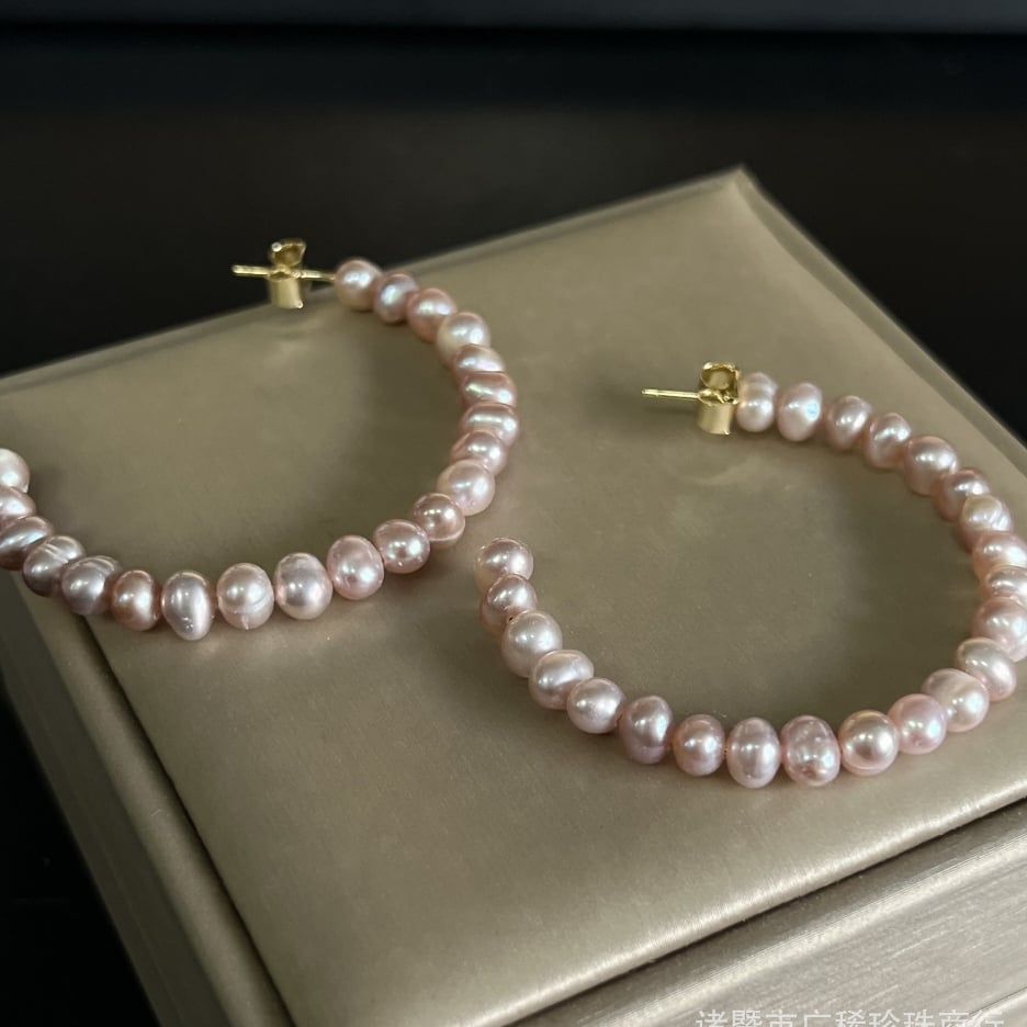 Bông Tai Chữ C To Tròn Đính Ngọc Trai Tròn MADAME HIEN PEARLS Dễ Thương Cho Nữ BTT089