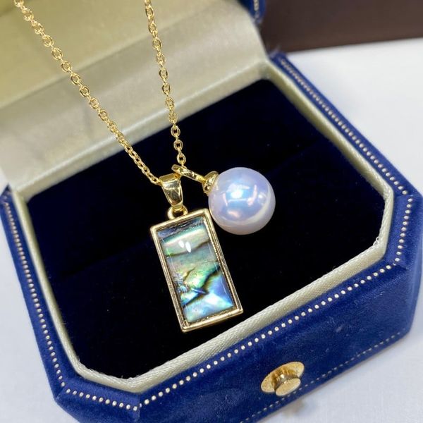 Vòng Cổ Mặt Vỏ Sò Hình Học Chữ Nhật Phong Cảnh Đính Hạt Ngọc Trai Tròn Xoe MADAME HIEN PEARLS Sang Trọng MT019