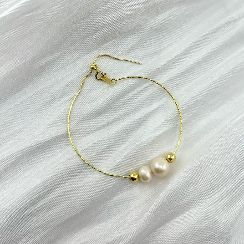 Vòng Tay Dạng Kiềng Bạc Ý s925 Dây Siêu Mịn Mặt Hạt Ngọc Trai Tròn Xuyên Tâm MADAME HIEN PEARLS VTT086