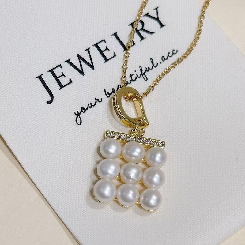 Mặt Dây Chuyền Khuôn Vuông 9 Hạt Ngọc Trai Tự Nhiên May Mắn Nine Palace MADAME HIEN PEARLS Cho nữ MN065