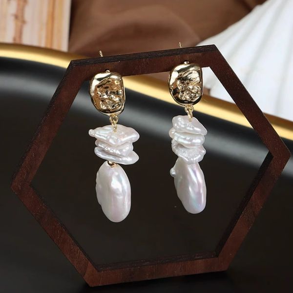 Designer Jewelry Bông Tai Thiết Kế Mix Hai Loại Ngọc Trai Dị Tự Nhiên MADAME HIEN PEARLS Thời Trang Pháp BTB026D