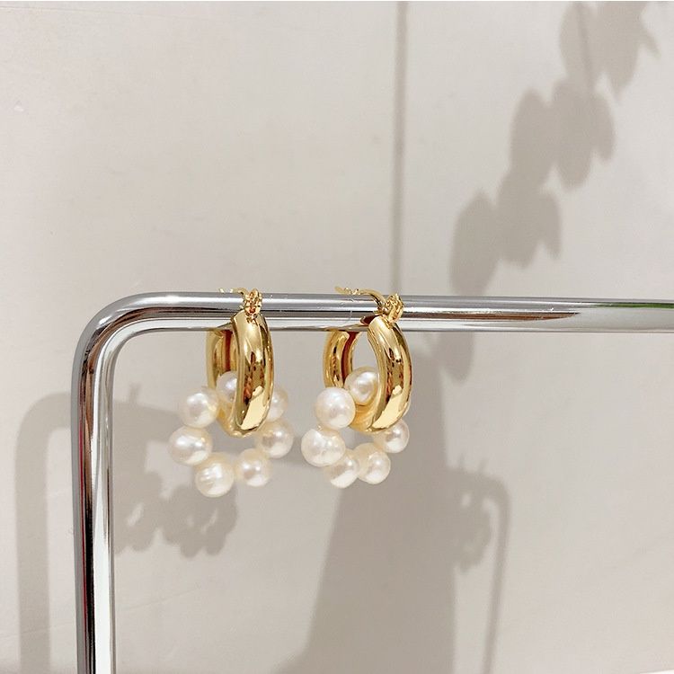 Bông Tai Tròn Đính Vòng Ngọc Trai Gần Tròn Phong Cách Retro MADAME HIEN PEARLS  Cá Tính BTT031