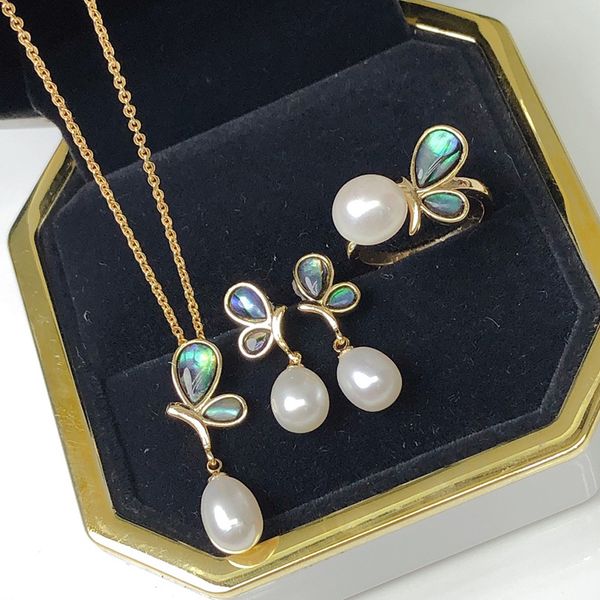 Bộ Set Ngọc Trai Dây chuyền + Nhẫn + Bông Tai Dáng Bướm Bay Thời trang SPS008