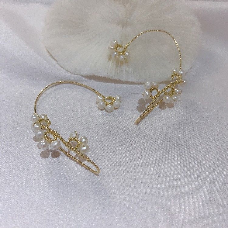 Bông Tai Ngọc Trai Tự Nhiên Vườn Hoa Kiểu Đeo Choàng Vành Tai Lạ Mắt 1 Chiếc MADAME HIEN PEARLS Nữ Tính BTT122