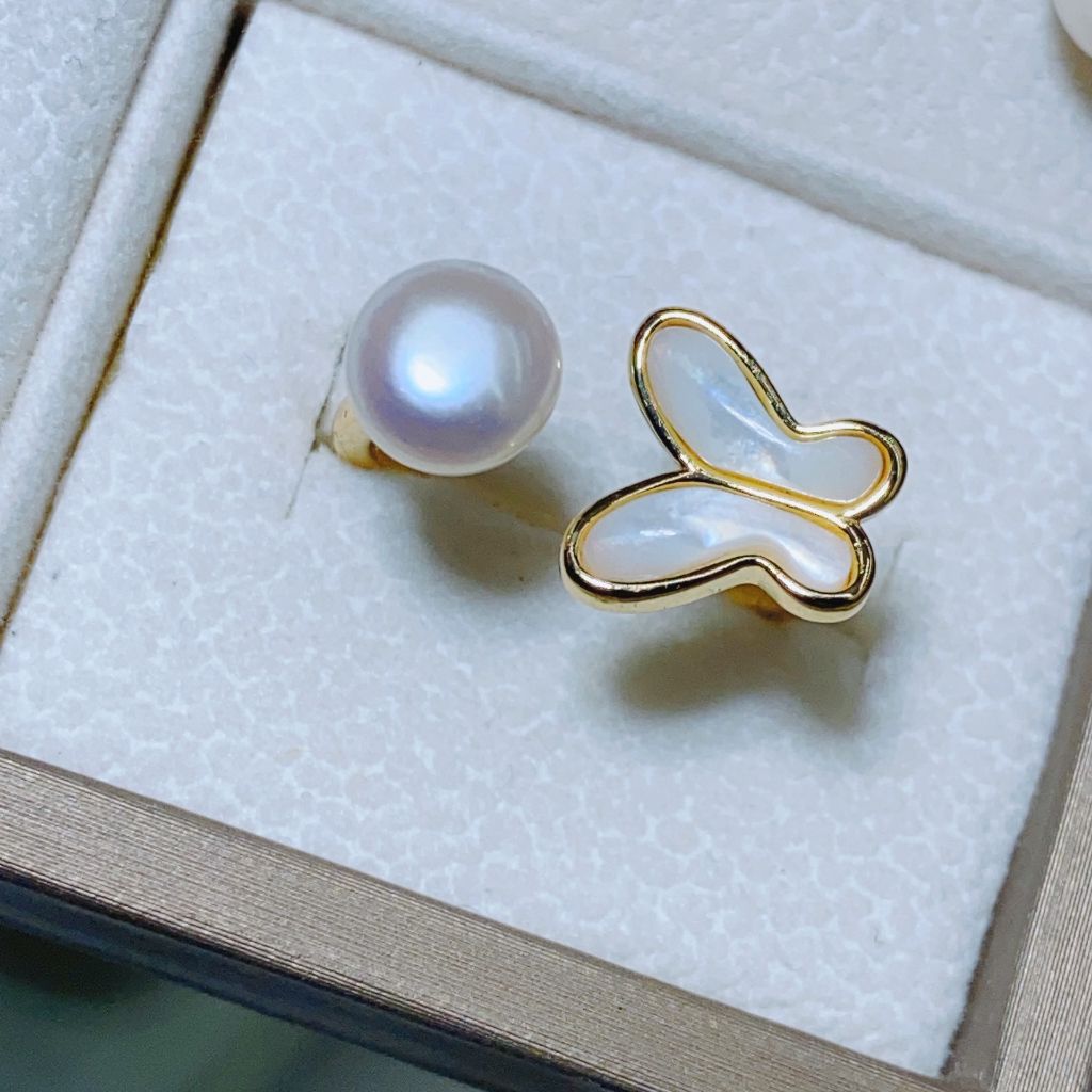 Bộ Set Ngọc Trai Vòng cổ + Nhẫn + Bông Tai Bộ Trang Sức Ngọc Trai Tự Nhiên Bướm Trắng Xinh Xắn MADAME HIEN PEARLS SPS079