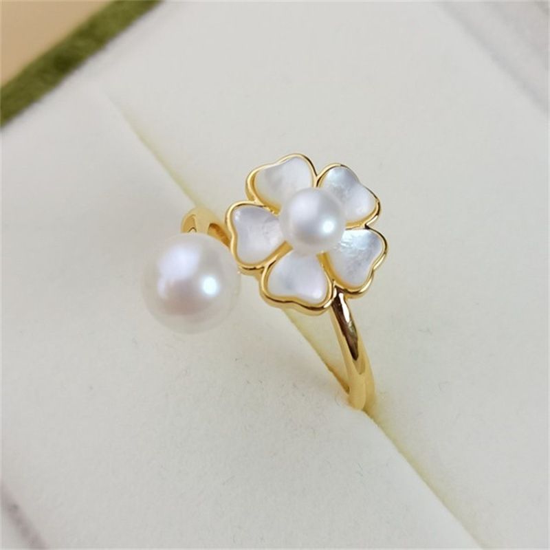 Nhẫn Ngọc Trai Tự Nhiên Mặt Hoa 5 Cánh Nhuỵ Đính Ngọc Trai Tự Nhiên MADAME HIEN PEARLS Cho Nữ NN114