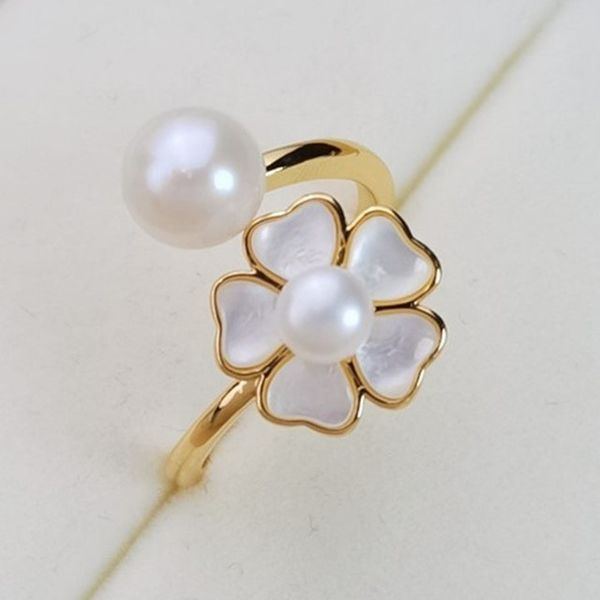 Nhẫn Ngọc Trai Tự Nhiên Mặt Hoa 5 Cánh Nhuỵ Đính Ngọc Trai Tự Nhiên MADAME HIEN PEARLS Cho Nữ NN114