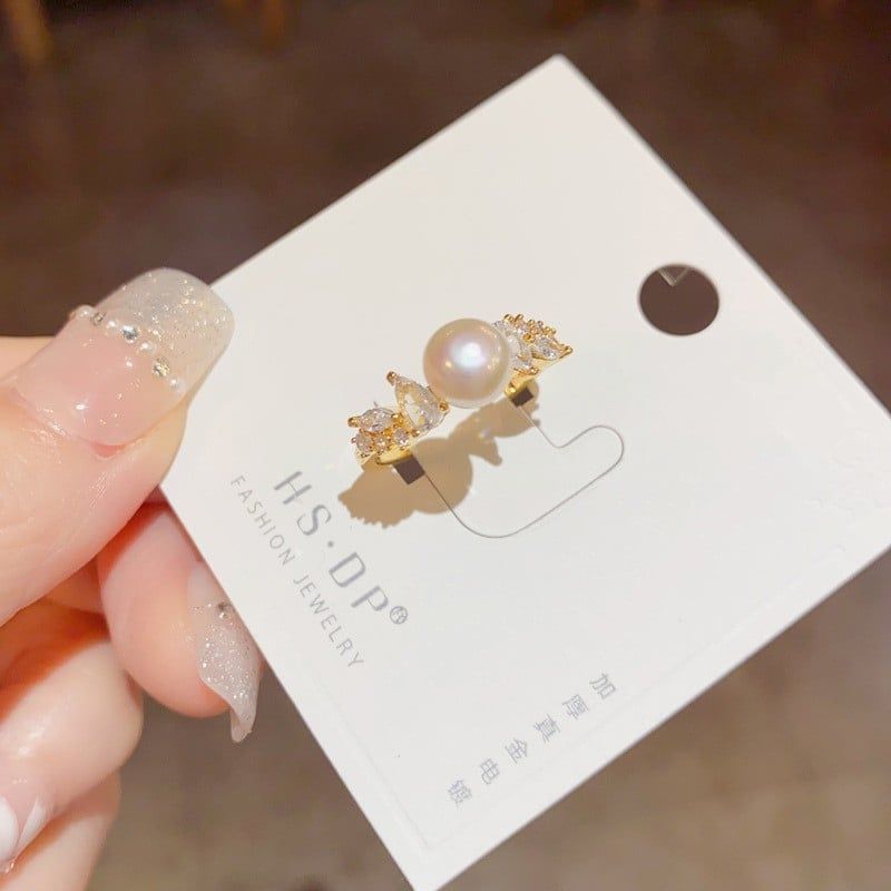 Nhẫn Ngọc Trai Tự Nhiên Mặt Đính Đá Quý Merbers Và Metstelling Forest Finger Precepts MADAME HIEN PEARLS Cho Nữ NN129