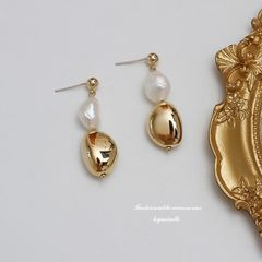 Bông Tai Ngọc Trai Baroque Tự Nhiên Phối Hạt Kim Loại Phong Cách Châu Âu Sang Trọng Hiện Đại Cá Tính BTB044