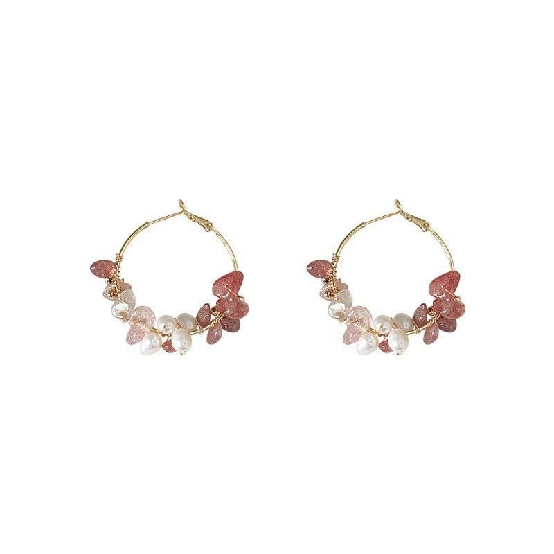Bông Tai Bạc s925 Mạ Vàng 14k Khoá Vòng Tròn Lớn Đính Ngọc Trai Tự Nhiên Phối Pha Lê Dâu Tây Rất Slay MADAME HIEN PEARLS Cho Nữ