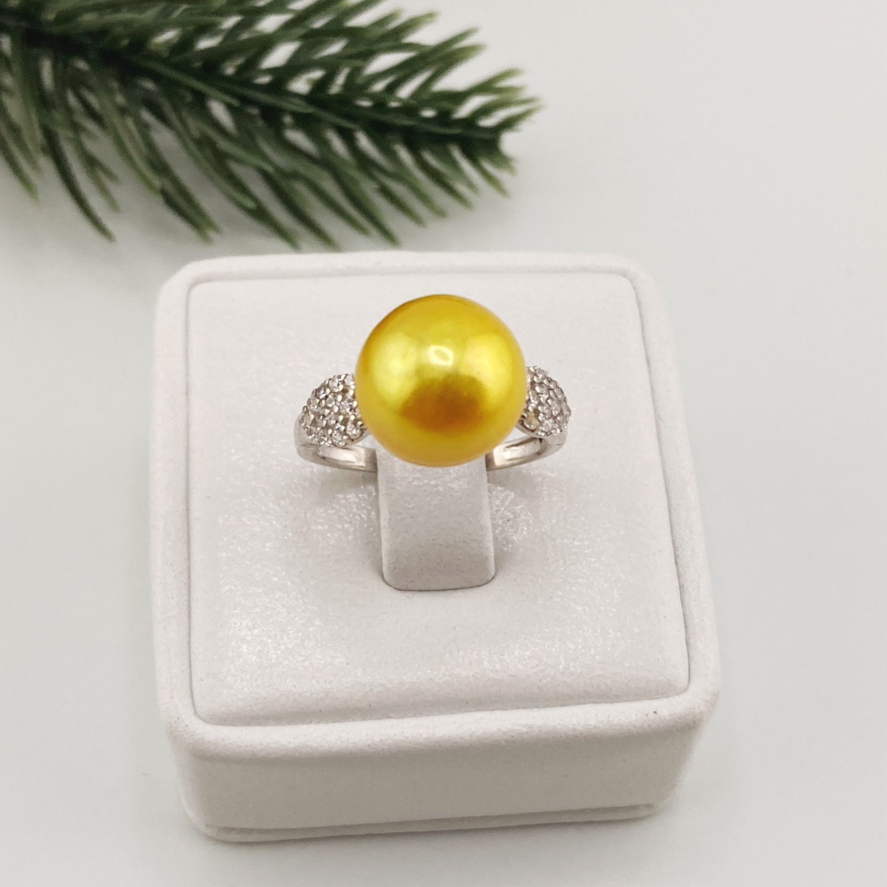 Nhẫn Bạc s925 Mạ Vàng Ý (Vàng Trắng)  Đính Ngọc Trai Vàng 10-11mm Grade AAAA BMVNT002V