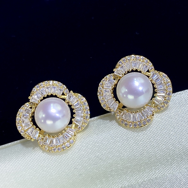 Bông Tai Ngọc Trai Tự Nhiên Hoa 4 Cánh Đính Đá Quý Bông Tai Kim Bạc s925 MADAME HIEN PEARLS