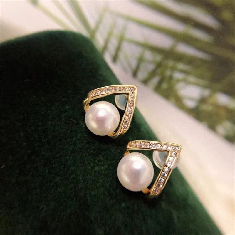 Bông Tai Ngọc Trai Tự Nhiên Mạ Vàng 18K Kim Bạc s925 Mặt Hình Học Tam Giác MADAME HIEN PEARLS BTN182