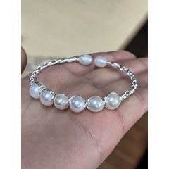 Vòng Tay Ngọc Trai 8 Hạt Quấn Vòng Charm Bạc Handmade Thời Trang Đi Biển MADAME HIEN PEARLS VTT029