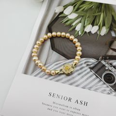 Vòng Tay Ngọc Trai Khoá Hoa Hồng Sang Trọng Quý Phái MADAME HIEN PEARLS VTT043