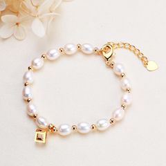 Vòng Tay Ngọc Trai Tự Nhiên Mặt Hình Khối Lập Phương Lồng Viên Đá Zircon MADAME HIEN PEARLS Cho Nữ VTG039M