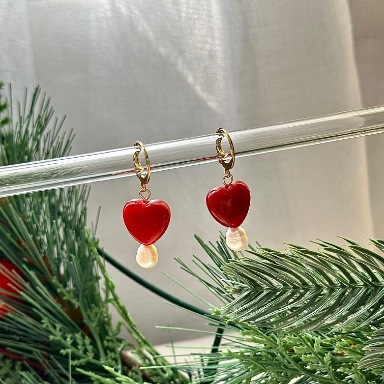 Bông Tai Ngọc Trai Gạo Phối Trái Tim Đỏ Khoá Tròn Phong Cách Giáng Sinh Christmas MADAME HIEN PEARLS Xinh Xắn Cho Nữ BTG127