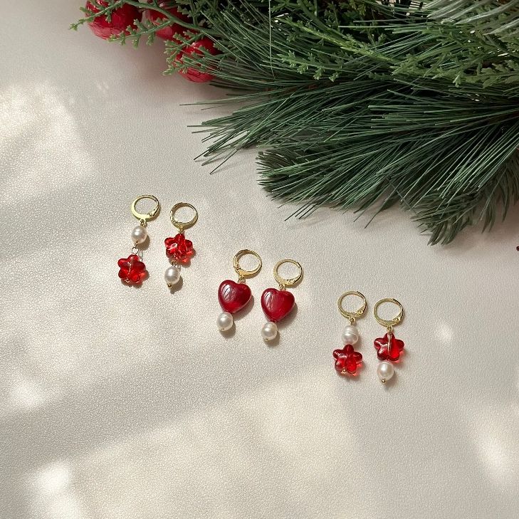 Bông Tai Ngọc Trai Gạo Phối Trái Tim Đỏ Khoá Tròn Phong Cách Giáng Sinh Christmas MADAME HIEN PEARLS Xinh Xắn Cho Nữ BTG127