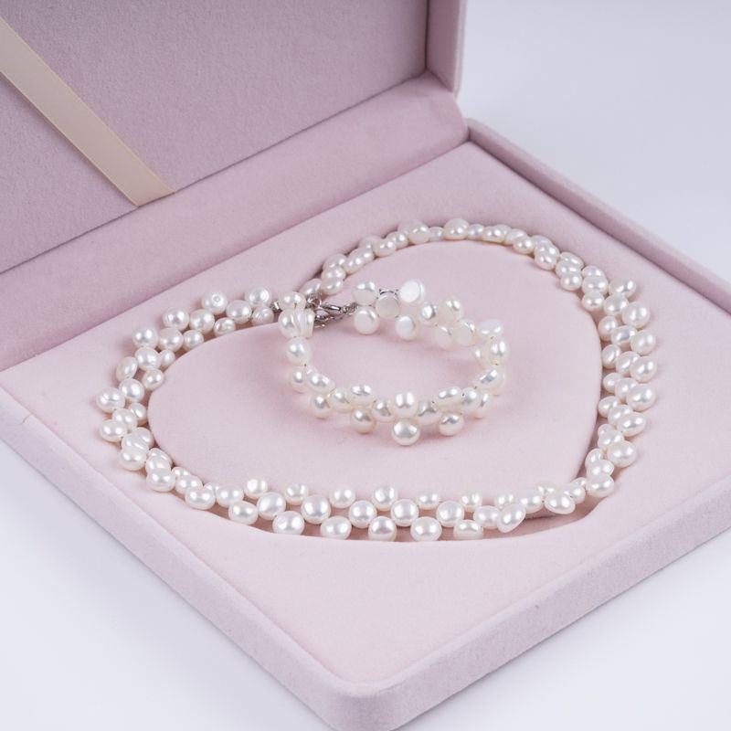 Bộ Set Ngọc Trai Gồm Vòng cổ và Vòng Tay Hạt Nụ Tự Nhiên Dây 3 Hàng Nút Cao Cấp MADAME HIEN PEARLS SCN001