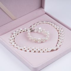 Bộ Set Ngọc Trai Gồm Vòng cổ và Vòng Tay Hạt Nụ Tự Nhiên Dây 3 Hàng Nút Cao Cấp MADAME HIEN PEARLS SCN001