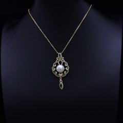 Vòng cổ Đính Ngọc Trai Khung Chạm Khắc Sắc Sảo Phong Cách Cổ Điển Sang Trọng Quý Phái MADAME HIEN PEARL MN044