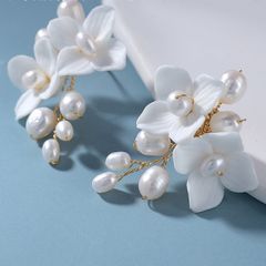 Bông Tai Ngọc Trai Tự Nhiên Cành Hoa Gốm Trắng Đính Ngọc Trai Tự Nhiên Sang Trọng MADAME HIEN PEARLS Cho Nữ BTG136