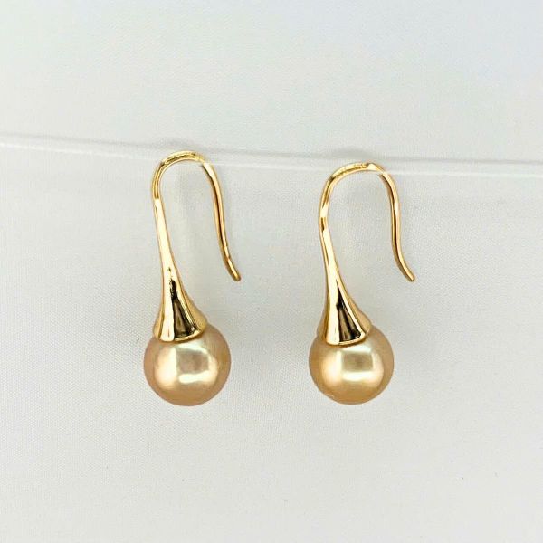 Bông Tai Ngọc Trai Vàng Khung Bạc Ý Mạ Vàng Thật 18K Móc Sừng Sang Chảnh Quý Phái MADAME HIEN PEARLS BTG061 BTT037
