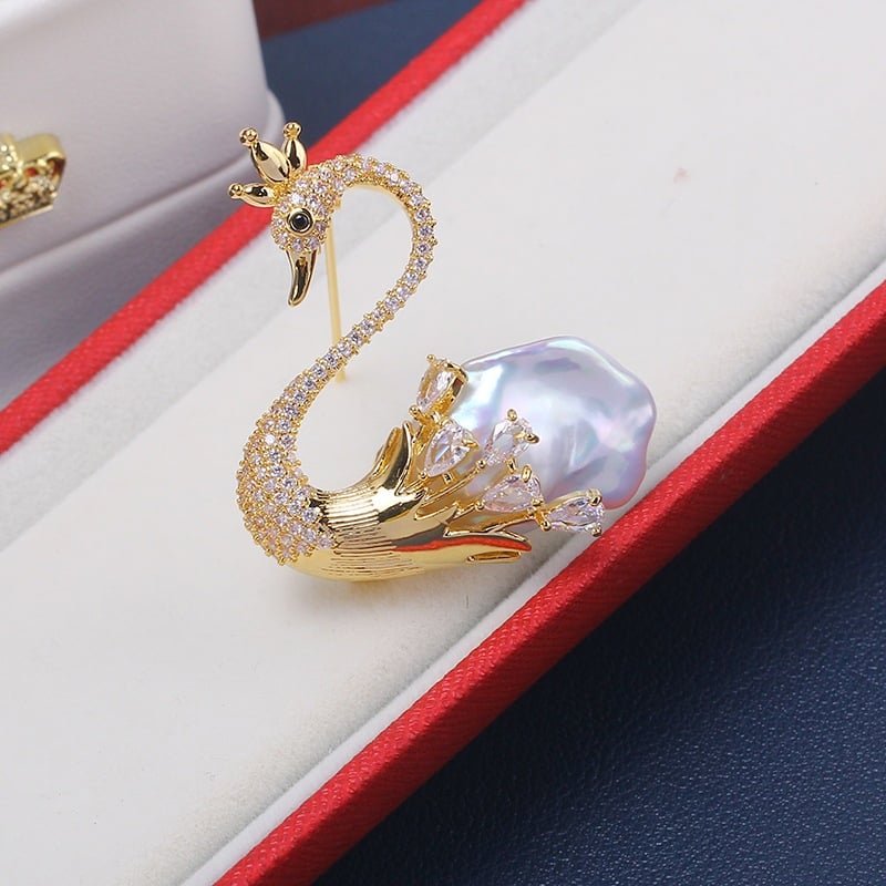 Trâm Cài Ngọc Trai Nước Ngọt Dáng Swan Thiên Nga Baroque Thanh Lịch MADAME HIEN PEARLS PKC016
