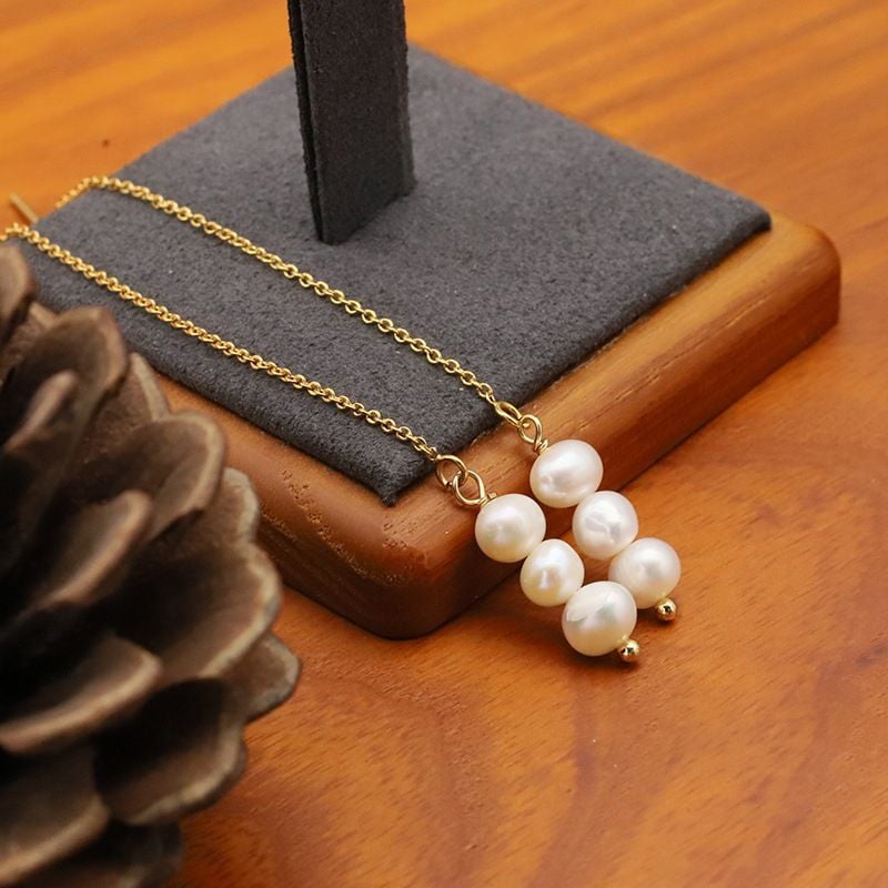 Bông Tai Ngọc Trai Tự Nhiên Tua Rua 3 Hạt Nhỏ Mini MADAME HIEN PEARLS Dễ Thương Cho Nữ BTT090