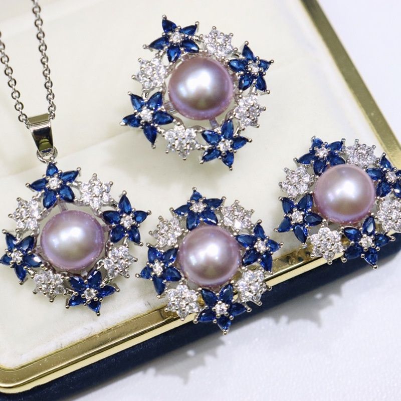 Bộ Set Trang Sức Ngọc Trai Vòng cổ, Nhẫn và Bông Tai Ngọc Trai Tự Nhiên Hoa Tuyết Phối Pha Lê Xanh Hoàng Gia Sang Trọng MADAME HIEN PEARLS Cho Nữ SPS118