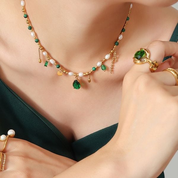 Designer Jewelry Set Bộ Vòng Cổ Và Bông Tai Ngọc Trai Đính Cham và Ngọc Lam Phong Cách Âu Mỹ Lạ Mắt MADAME HIEN PEARLS