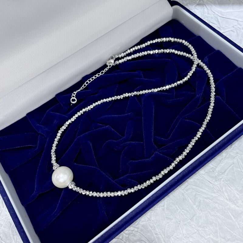 Vòng Cổ Choker Bạc Hạt Đính Mặt Dây Chuyền 1 Hạt Ngọc Trai Tròn Xoe MADAME HIEN PEARLS Tối Giản Sang Trọng MT024