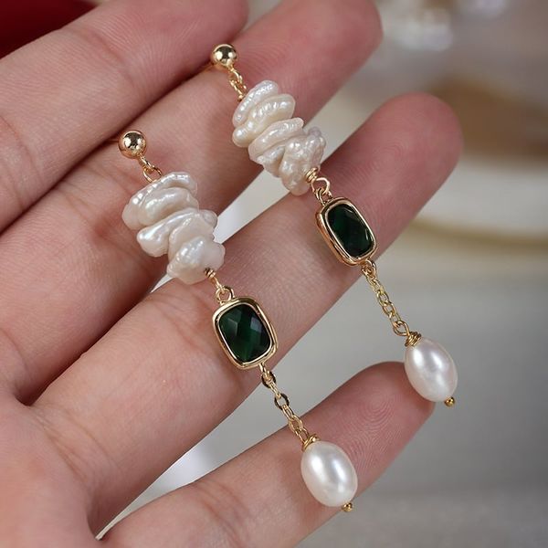 Designer Jewelry Bông Tai Kim Bạc s925 Thả Tua Rua Ngọc Trai Tự Nhiên Retro Baroque Dài Phối Kim Ngọc Lục Bảo MADAME HIEN PEARLS Cho Nữ