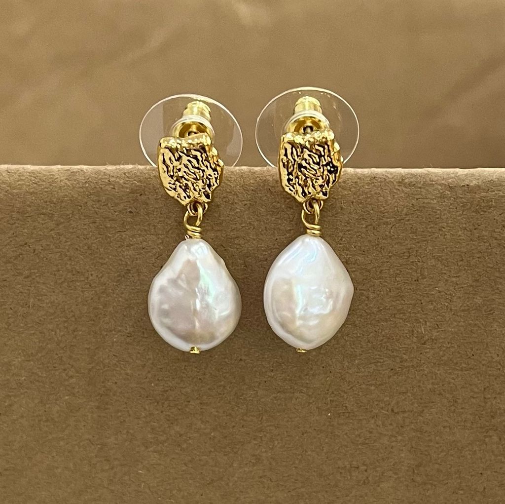 Bông tai Mặt Kim Sáng Tạo Tua Rua Hạt Ngọc Trai Dị Baroque MADAME HIEN PEARLS Thời Trang Cao Cấp BTB081