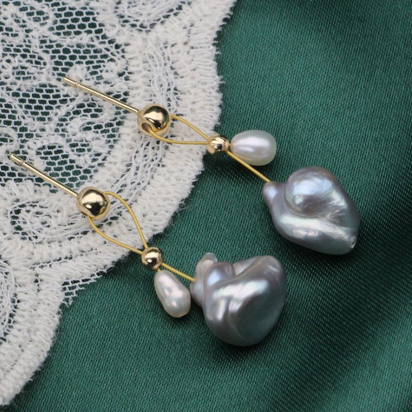 Bông Tai Ngọc Trai Kim Bạc s925 Đính Ngọc Trai Baroque Tự Nhiên Màu Bạc Cánh Hoa Đầy Màu Sắc MADAME HIEN PEARLS