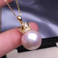 Dây Chuyền Mặt Ngọc Trai Tự Nhiên Hạt Trắng Tròn 10-11mm Mặt Vương Miện Sang Trọng MADAME HIEN PEARLS MT032
