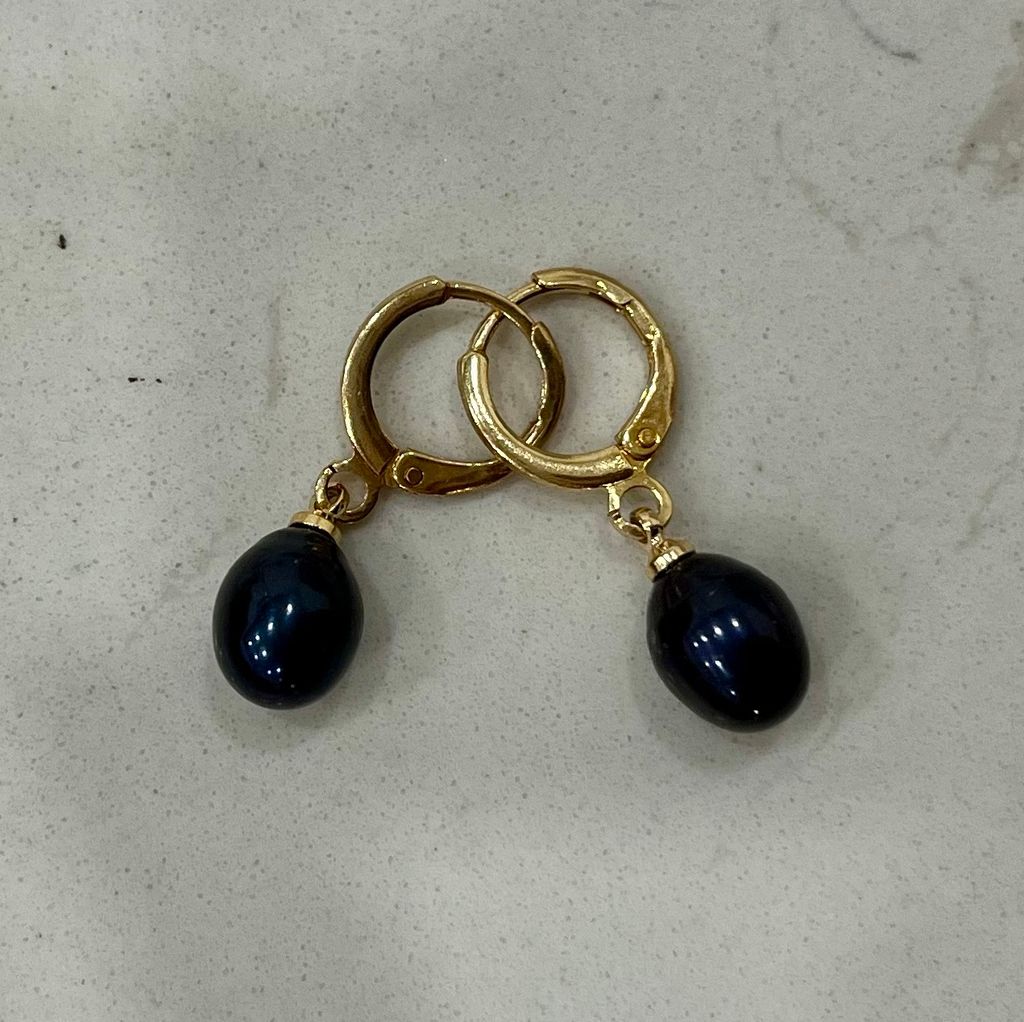 Bông Tai Ngọc Trai Tự Nhiên Hạt Gạo Khoá Tròn Tối Giản MADAME HIEN PEARLS Cho Nữ BTG141