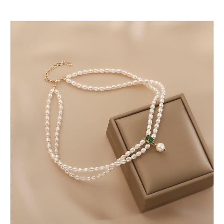 Vòng Cổ Ngọc Trai 2 Lớp Hạt Gạo Mặt Ngọc Bích Chữ Nhật Đính 1 Hạt Ngọc Trai Tua Rua MADAME HIEN PEARLS Cho Nữ CG053