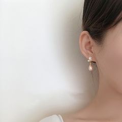 Bông Tai Bạc Ngọc Trai Nước Ngọt Tự Nhiên Sang Trọng Dáng Bướm Fritillaria BTG034