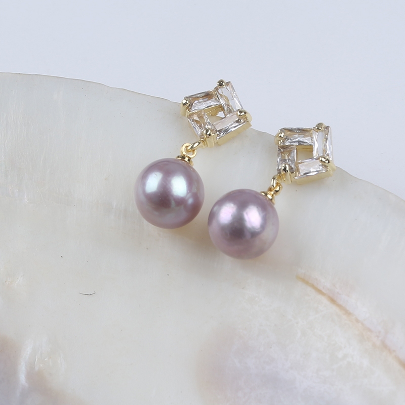 Bông Tai Bạc Ý Đính Hạt Ngọc Trai Edison Tự Nhiên Mặt Pha Lê Tạo Mặt Tứ Giác MADAME HIEN PEARLS BTT063