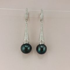 Bông Tai Ngọc Trai Phối Chuôi Bạc Dài Móc Câu Có Khoá Đính Pha Lê Lấp Lánh MADAME HIEN PEARLS Bông Tai Thiết Kế Cao Cấp BTT077