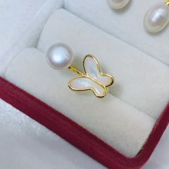 Nhẫn Ngọc Trai Tự Nhiên Mặt Bướm Xà Cừ Trắng MADAME HIEN PEARLS Cho Nữ NN100