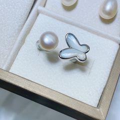 Nhẫn Ngọc Trai Tự Nhiên Mặt Bướm Xà Cừ Trắng MADAME HIEN PEARLS Cho Nữ NN100