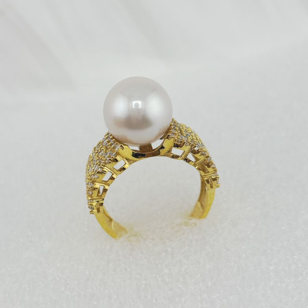 Nhẫn Vàng Thật 18k 1c47 Đính Ngọc Trai Trắng 11-12mm Hạt Tròn Đẹp Grade AAA MADAME HIEN PEARLS V18NT002