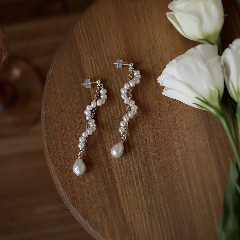 Bông Tai Ngọc Trai Bạc s925 Dây Ngọc Trai Quấn Xoắn Óc Tua Rua Hạt Baroque Điệu Đà MADAME HIEN PEARLS Sang Trọng BTB056