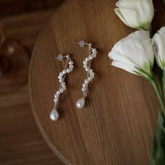 Bông Tai Ngọc Trai Bạc s925 Dây Ngọc Trai Quấn Xoắn Óc Tua Rua Hạt Baroque Điệu Đà MADAME HIEN PEARLS Sang Trọng BTB056